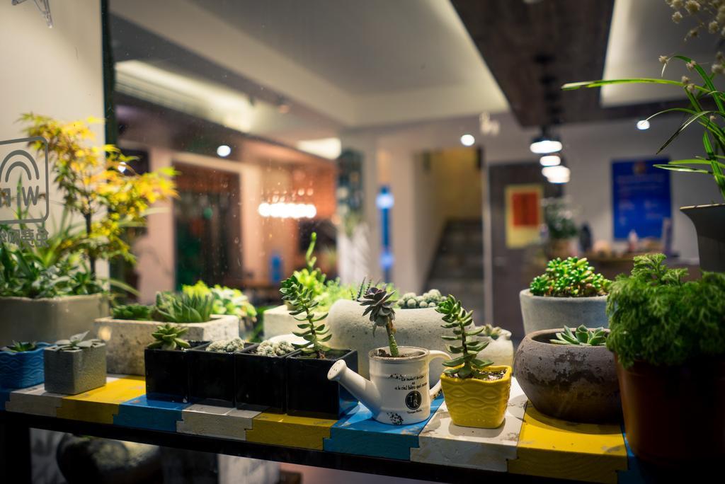 Two Towns Hostel Hangzhou Eksteriør bilde